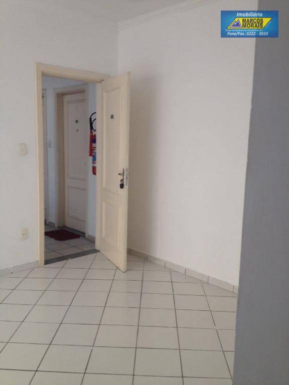 Apartamento à venda com 2 quartos, 55m² - Foto 3