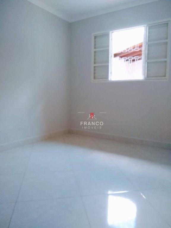 Casa para alugar com 3 quartos, 150m² - Foto 10