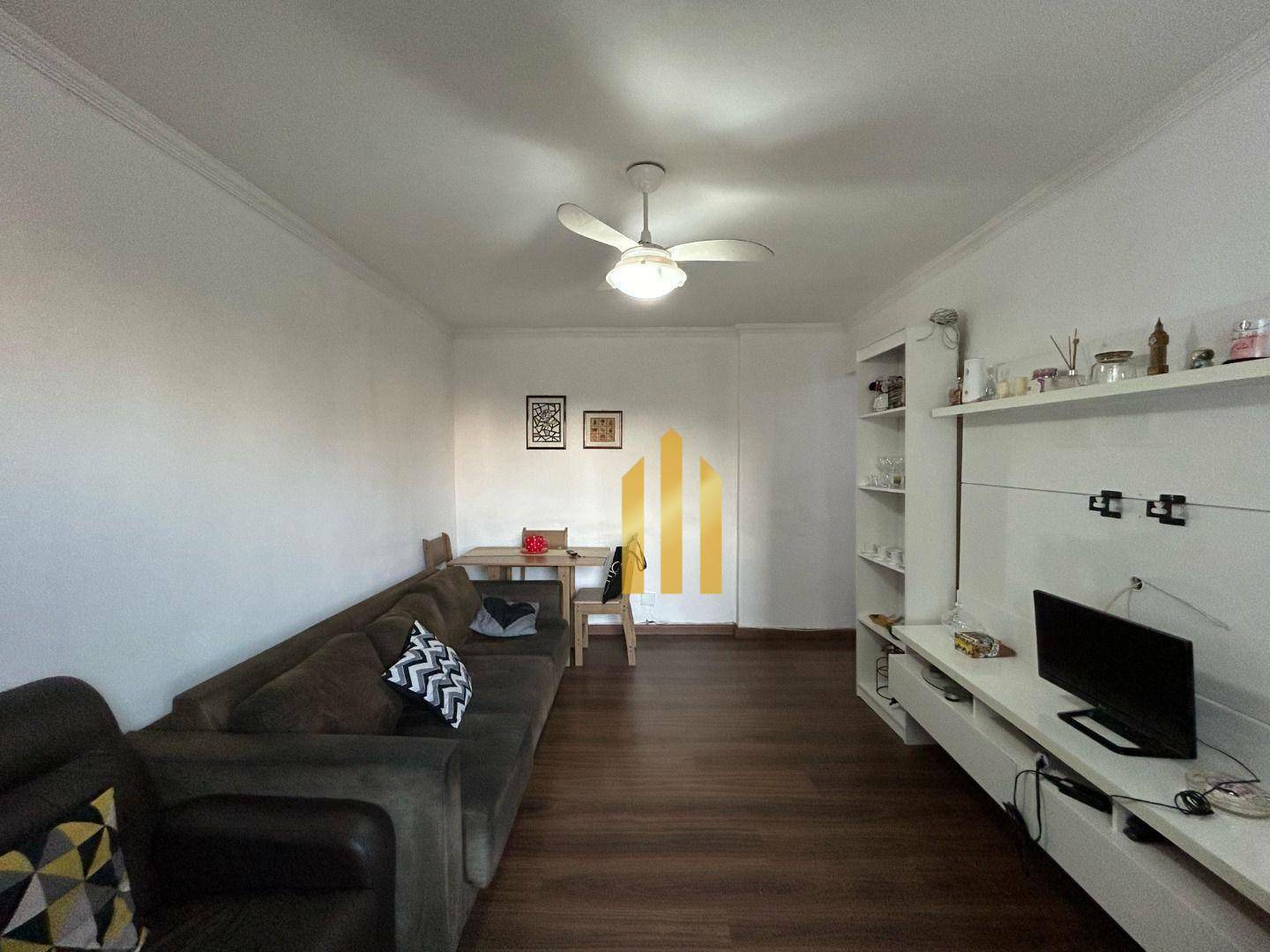 Apartamento à venda com 3 quartos, 74m² - Foto 3