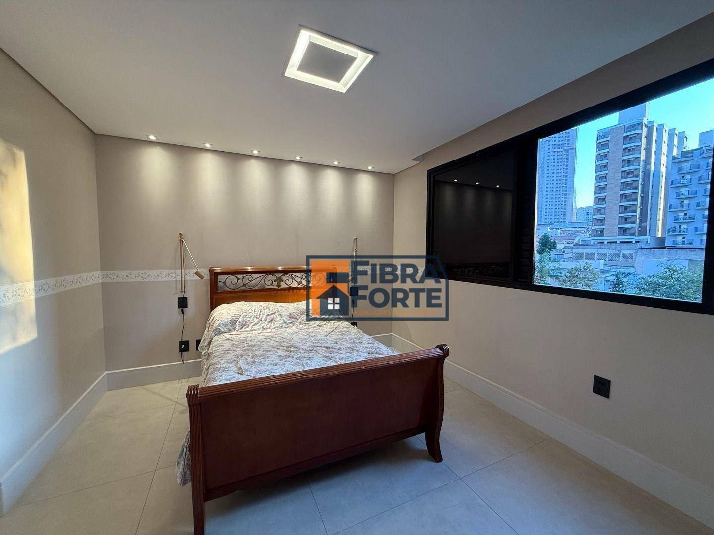 Apartamento à venda com 4 quartos, 256m² - Foto 33