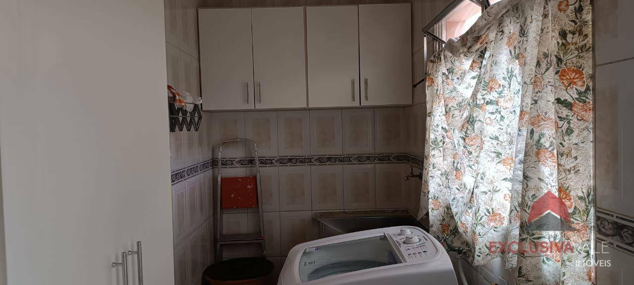 Casa à venda com 3 quartos, 310m² - Foto 14