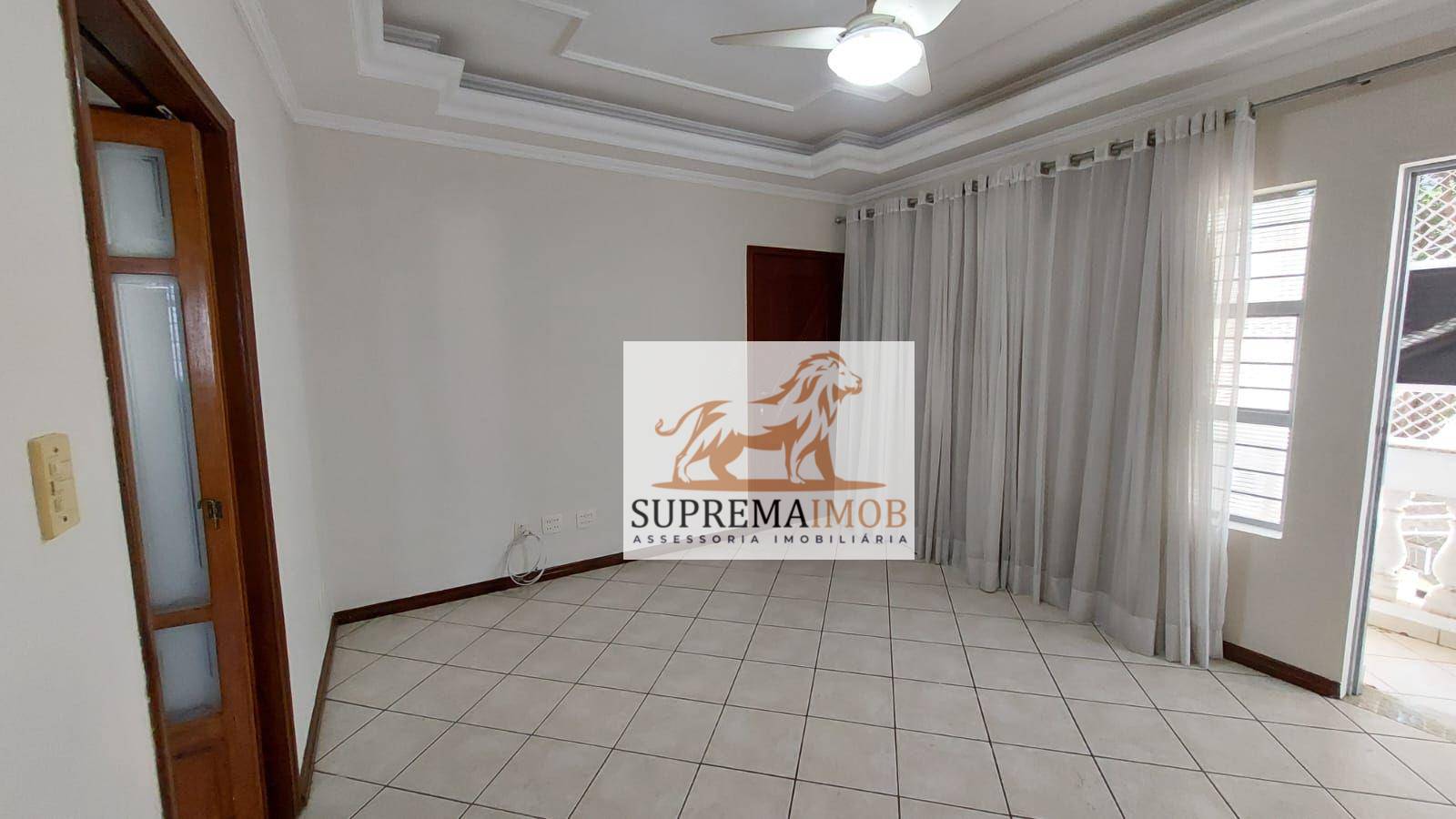 Apartamento à venda com 3 quartos, 110m² - Foto 1