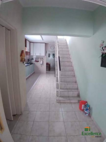 Casa à venda com 3 quartos, 246m² - Foto 23