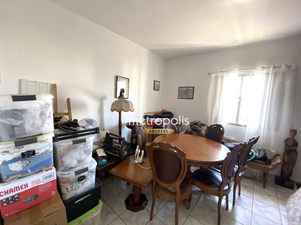 Sobrado à venda com 2 quartos, 150m² - Foto 4