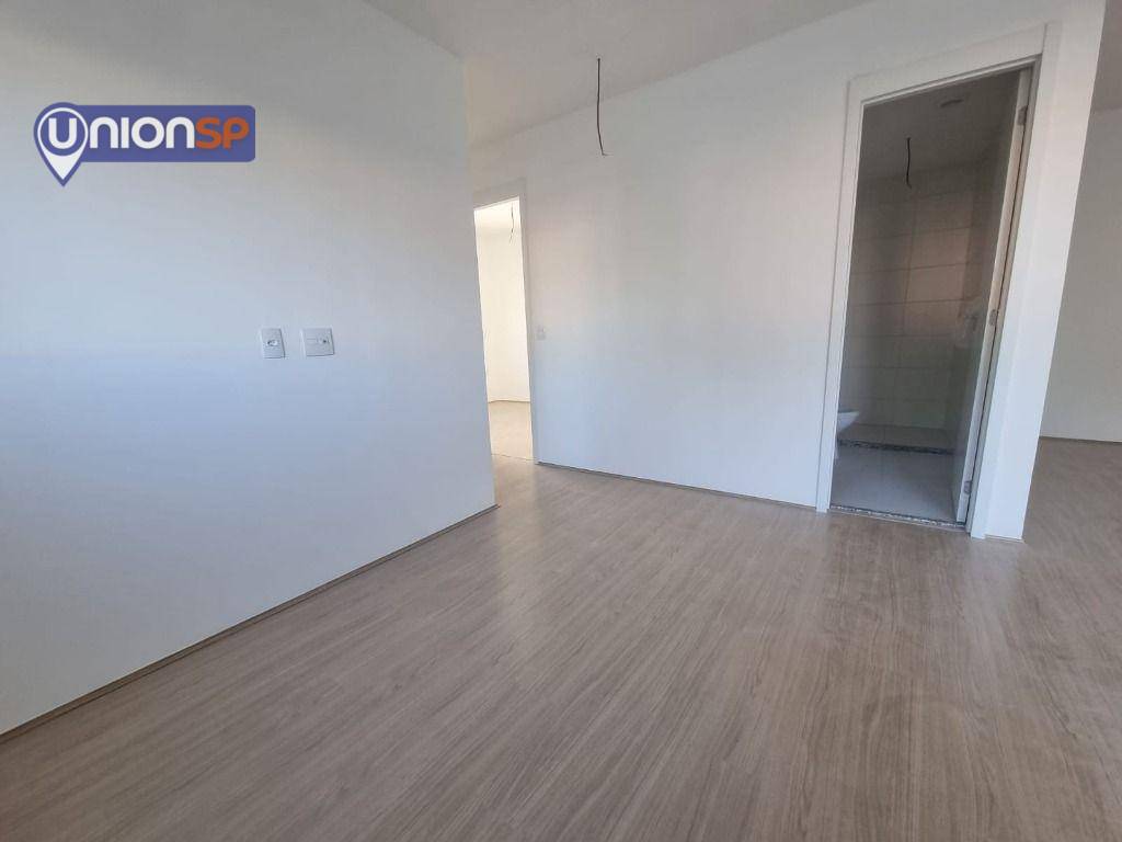 Apartamento à venda com 2 quartos, 66m² - Foto 1