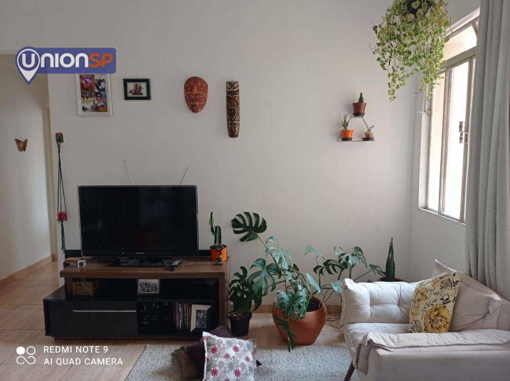 Apartamento à venda com 1 quarto, 52m² - Foto 8