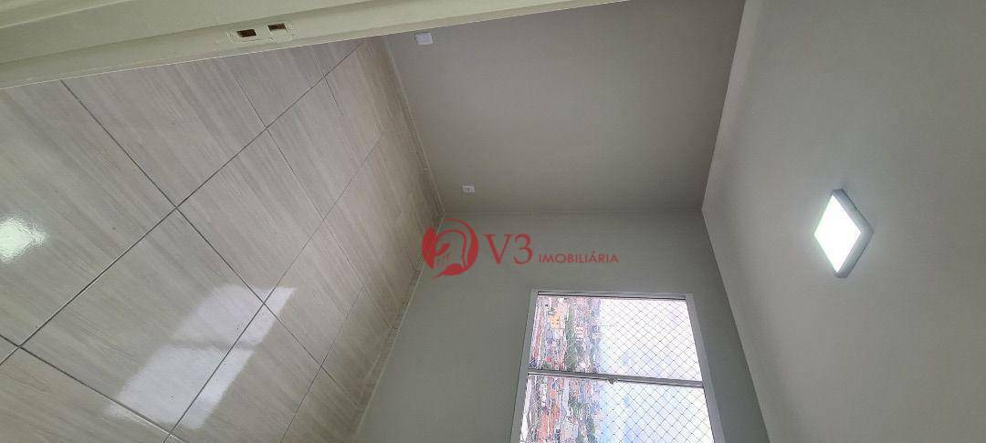 Apartamento à venda com 2 quartos, 40m² - Foto 13