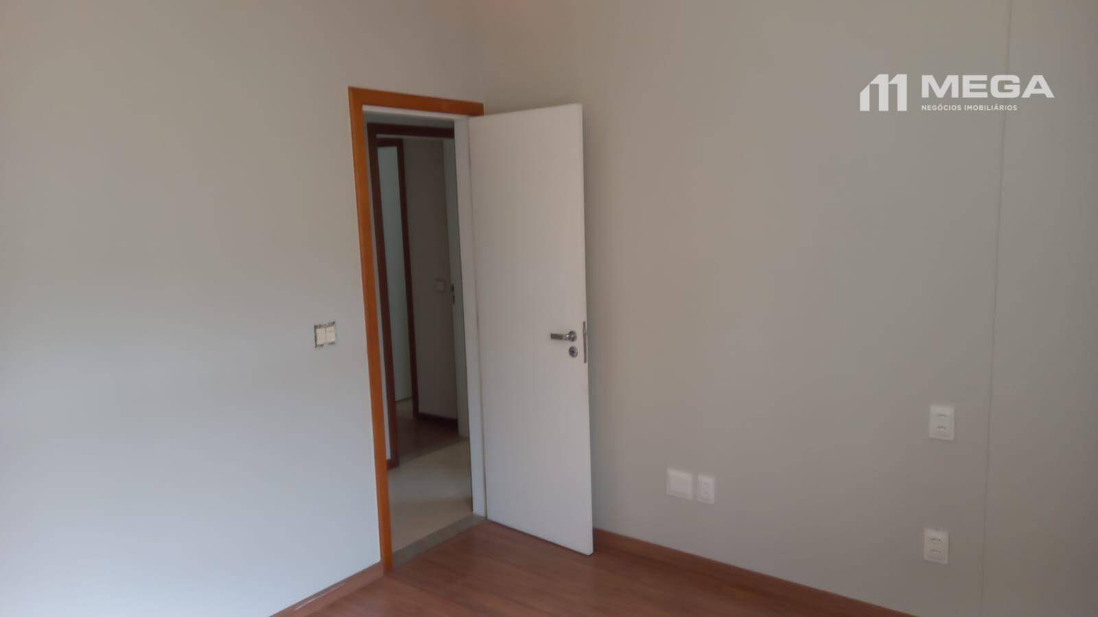 Apartamento para alugar com 3 quartos, 130m² - Foto 10