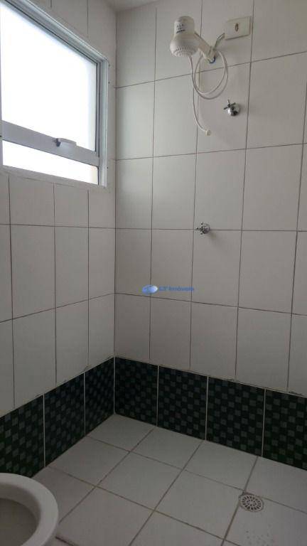Apartamento para alugar com 3 quartos, 100m² - Foto 8