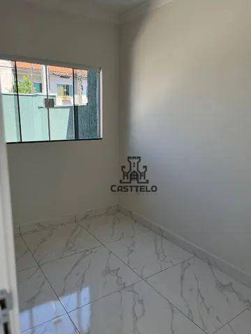 Casa à venda com 2 quartos, 65m² - Foto 4