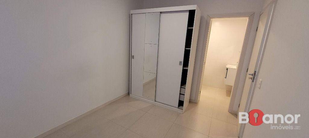 Apartamento para alugar com 2 quartos, 68m² - Foto 10