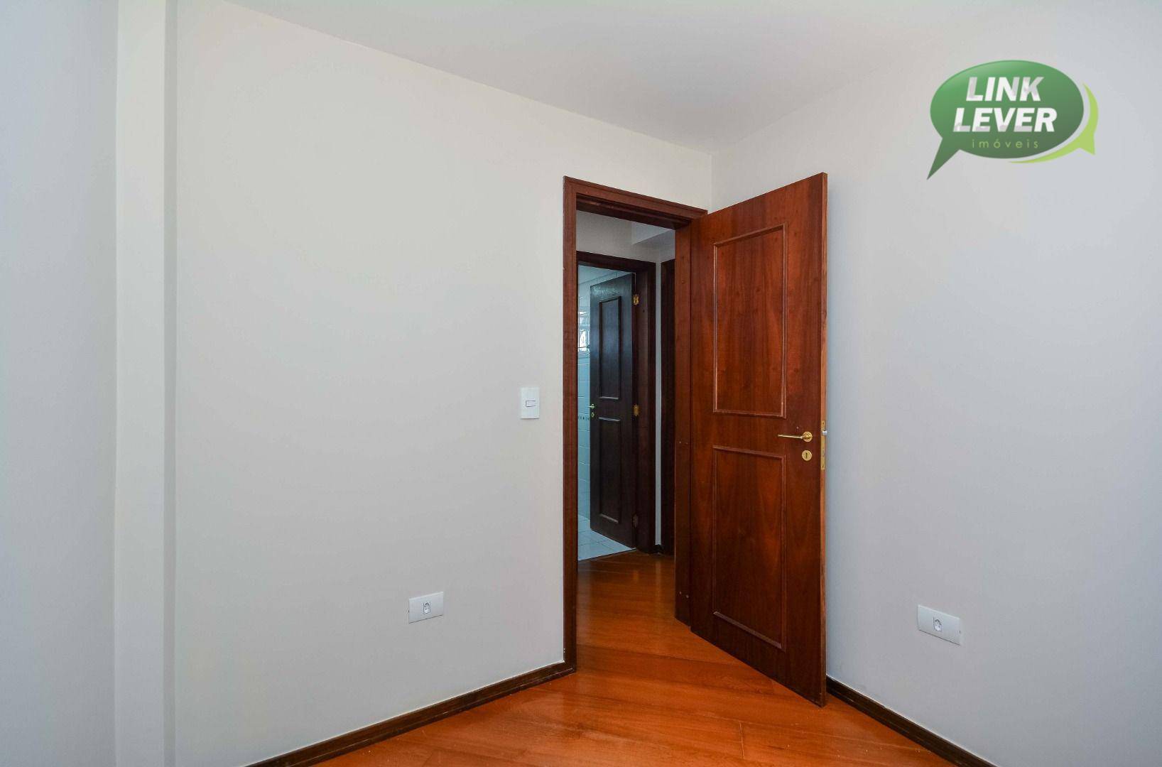 Apartamento à venda com 3 quartos, 61m² - Foto 24