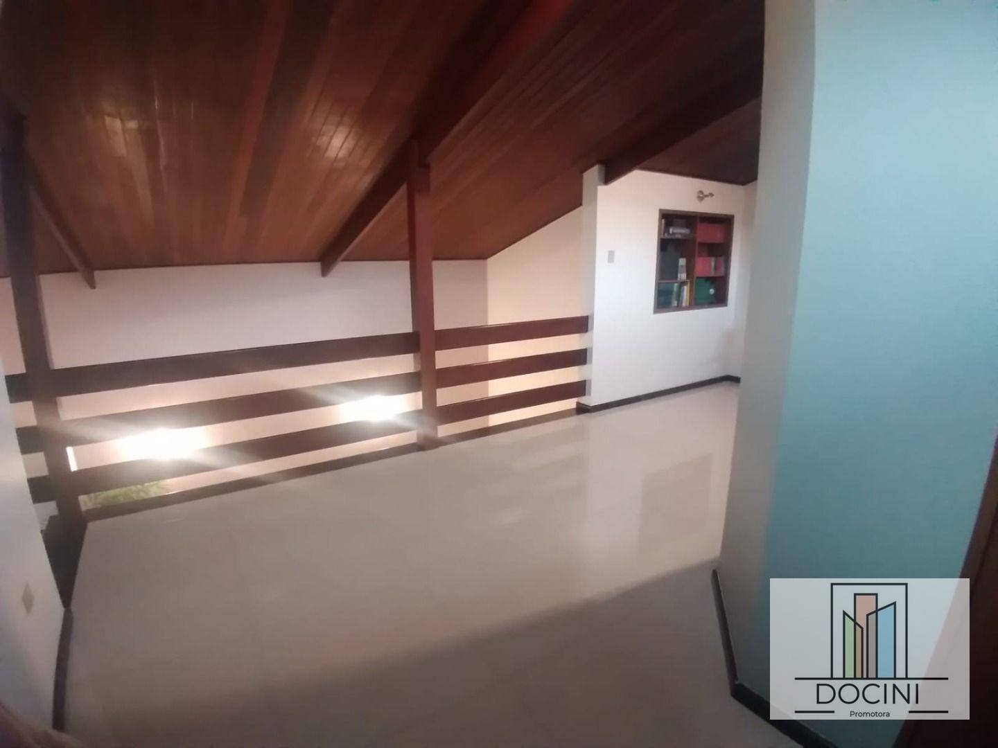 Casa para alugar com 3 quartos, 360M2 - Foto 8