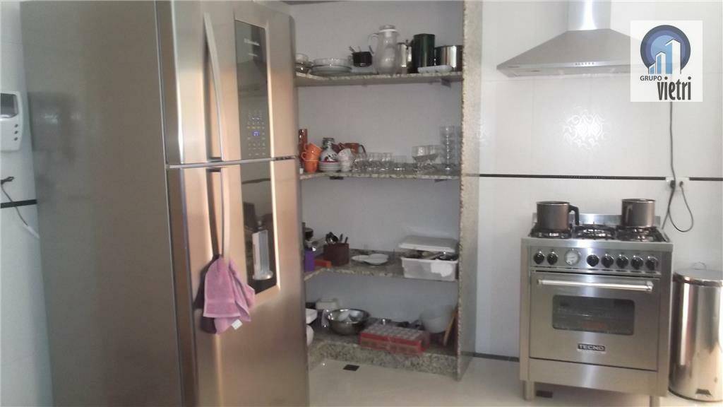 Sobrado à venda com 4 quartos, 650m² - Foto 17