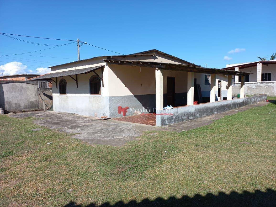 Casa à venda com 3 quartos, 80m² - Foto 1