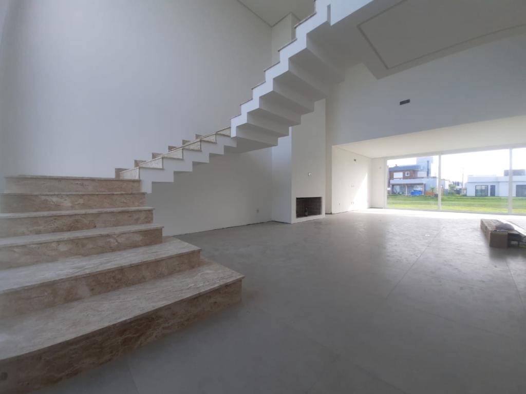 Casa à venda com 4 quartos, 330m² - Foto 22