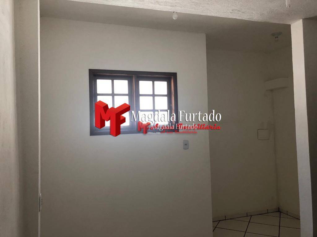 Casa à venda com 3 quartos, 200M2 - Foto 9