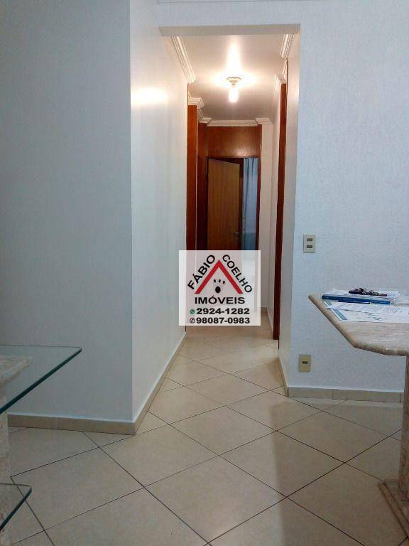 Apartamento à venda com 3 quartos, 65m² - Foto 4