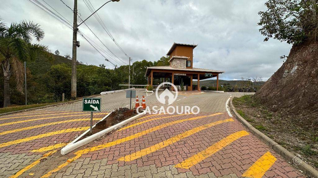 Casa de Condomínio à venda com 3 quartos, 360m² - Foto 59