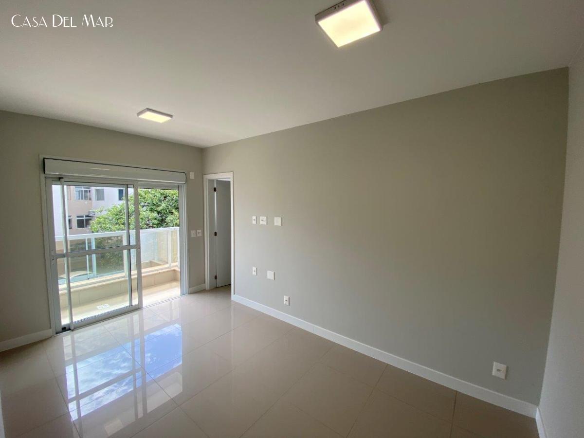 Apartamento à venda com 2 quartos, 75m² - Foto 21