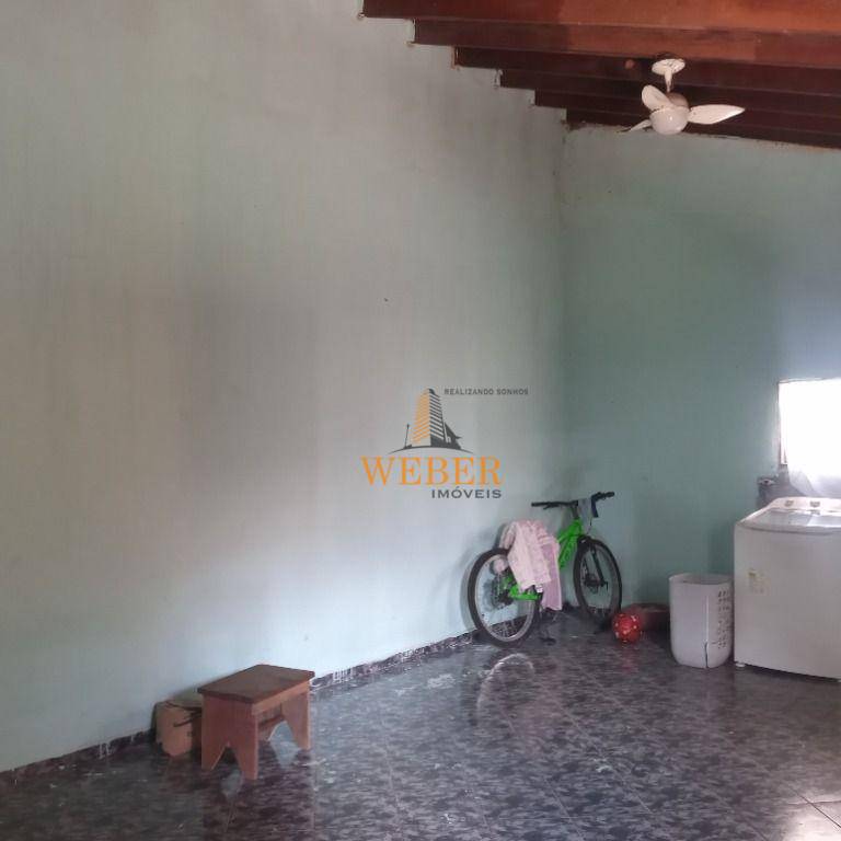 Casa à venda com 2 quartos, 110m² - Foto 27