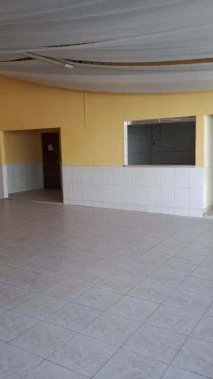 Casa à venda com 3 quartos, 210m² - Foto 14