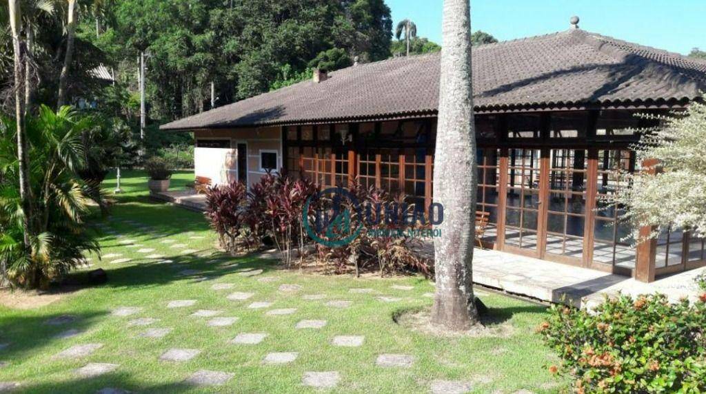 Casa de Condomínio à venda com 4 quartos, 400m² - Foto 24