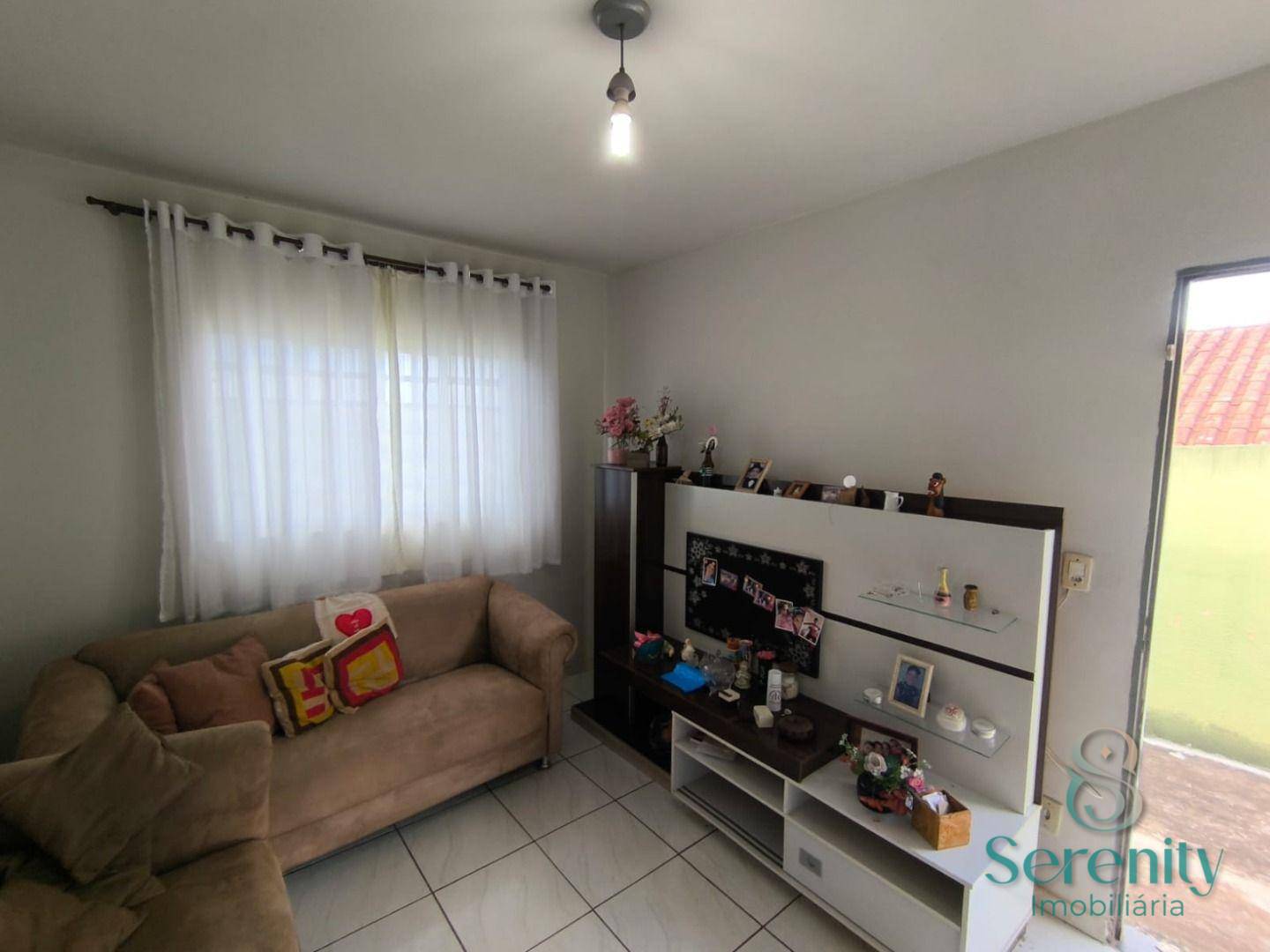 Casa à venda e aluguel com 3 quartos, 93m² - Foto 3