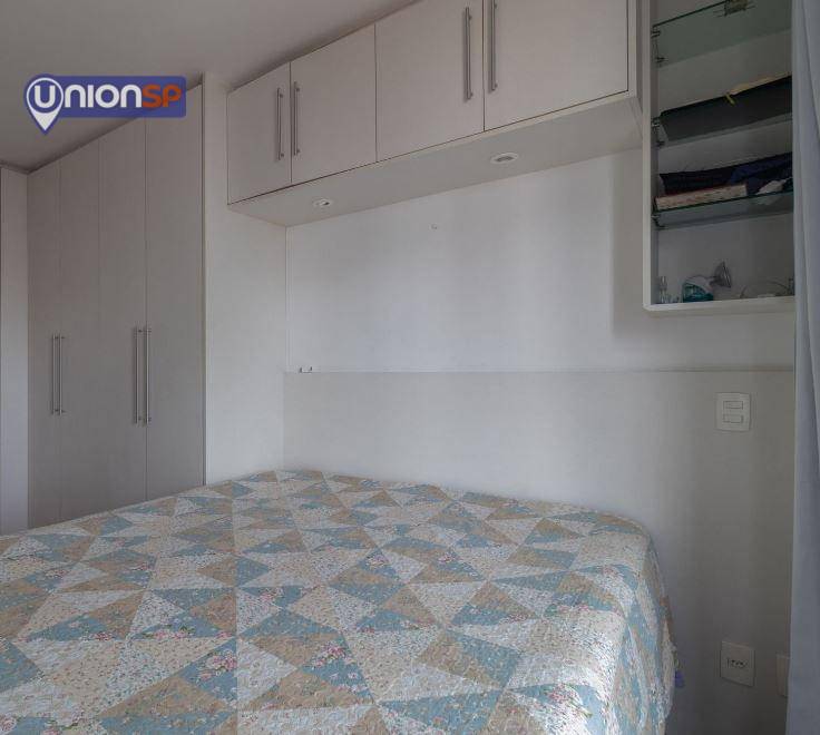 Apartamento à venda com 3 quartos, 140m² - Foto 6