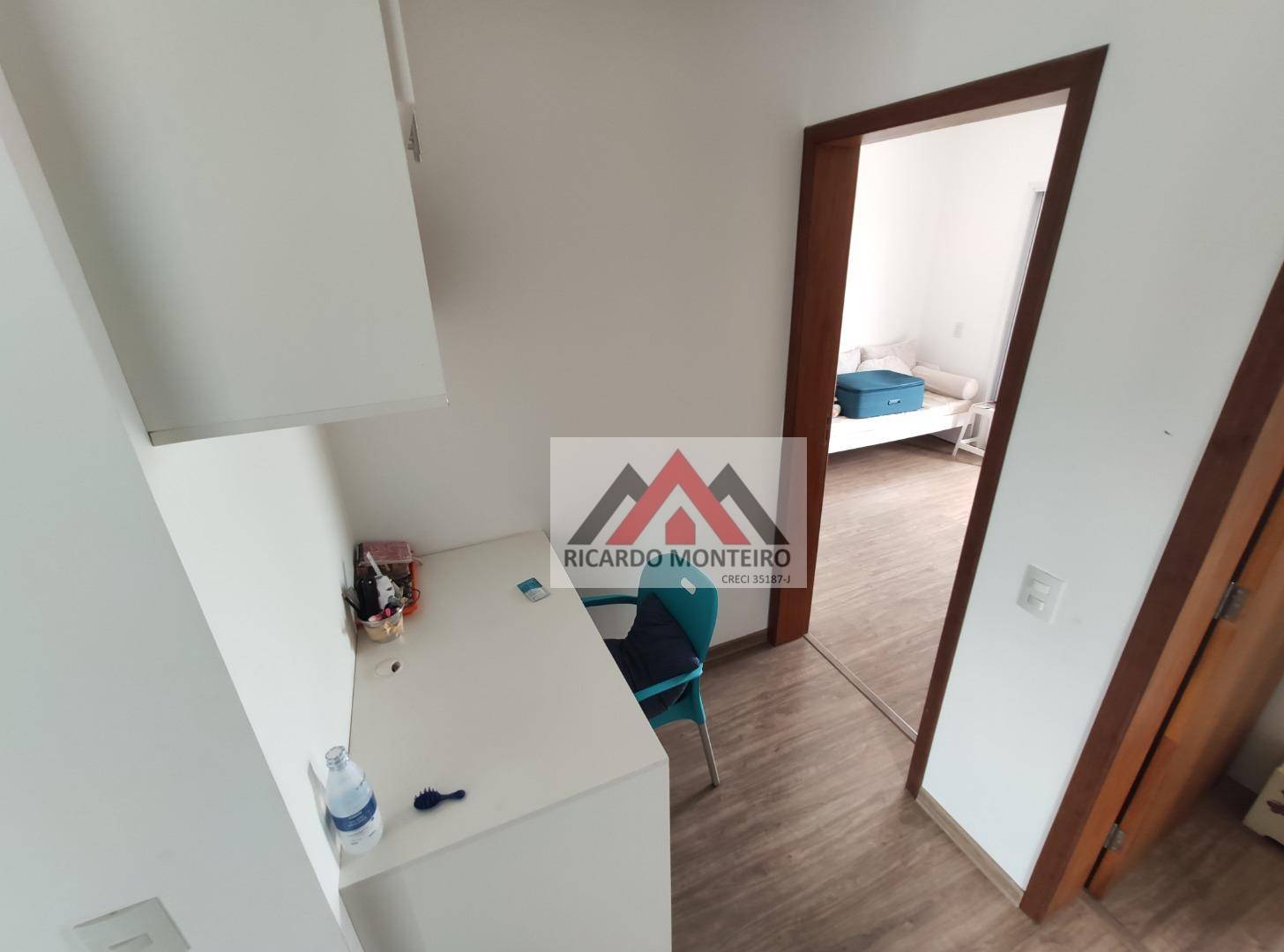 Casa à venda com 4 quartos, 210m² - Foto 22