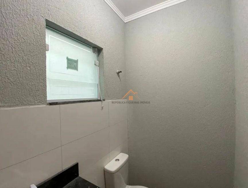 Sobrado à venda com 2 quartos, 142m² - Foto 2