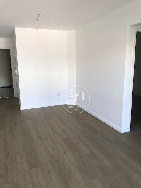 Apartamento à venda com 2 quartos, 63m² - Foto 3