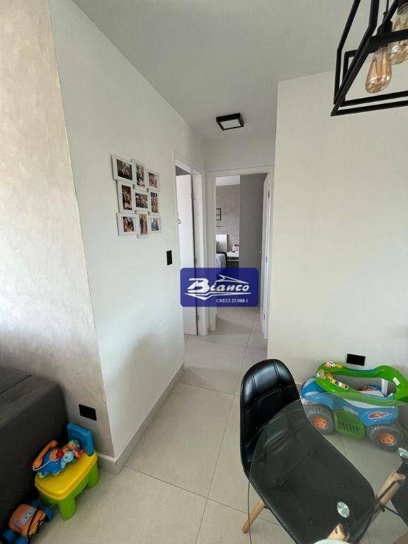 Apartamento à venda com 2 quartos, 48m² - Foto 13