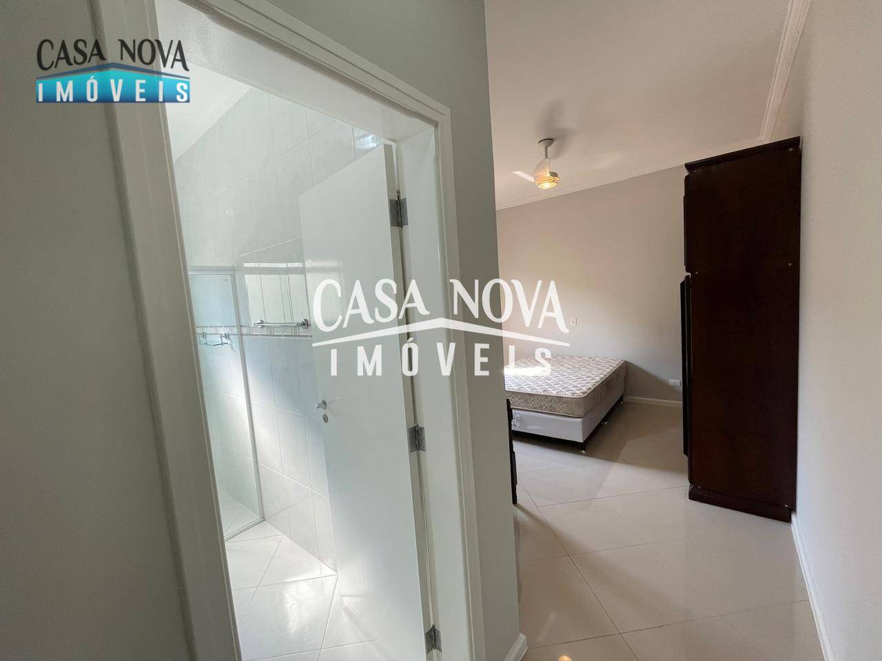 Casa de Condomínio para alugar com 3 quartos, 360m² - Foto 19