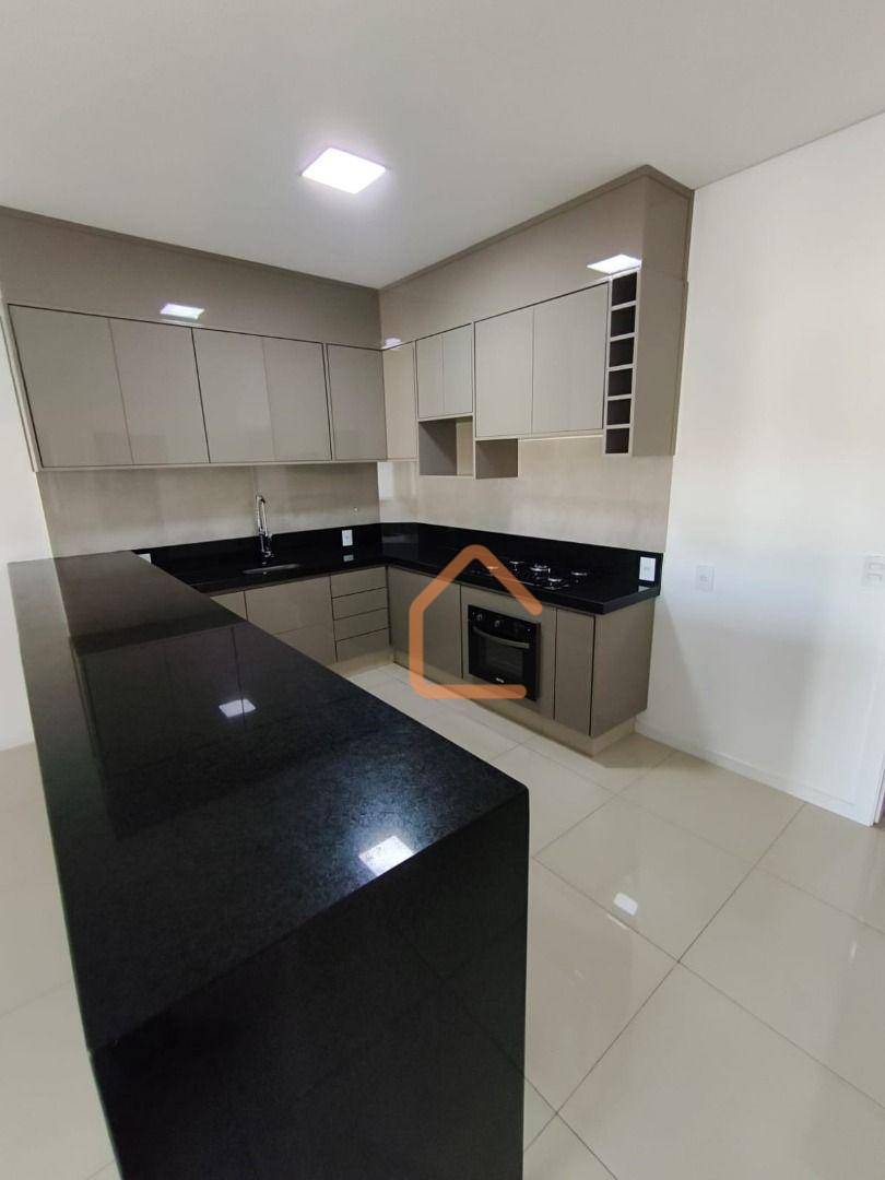 Apartamento, 3 quartos, 95 m² - Foto 2