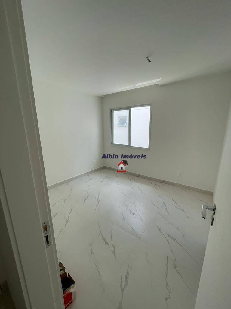 Casa à venda com 4 quartos, 160m² - Foto 23