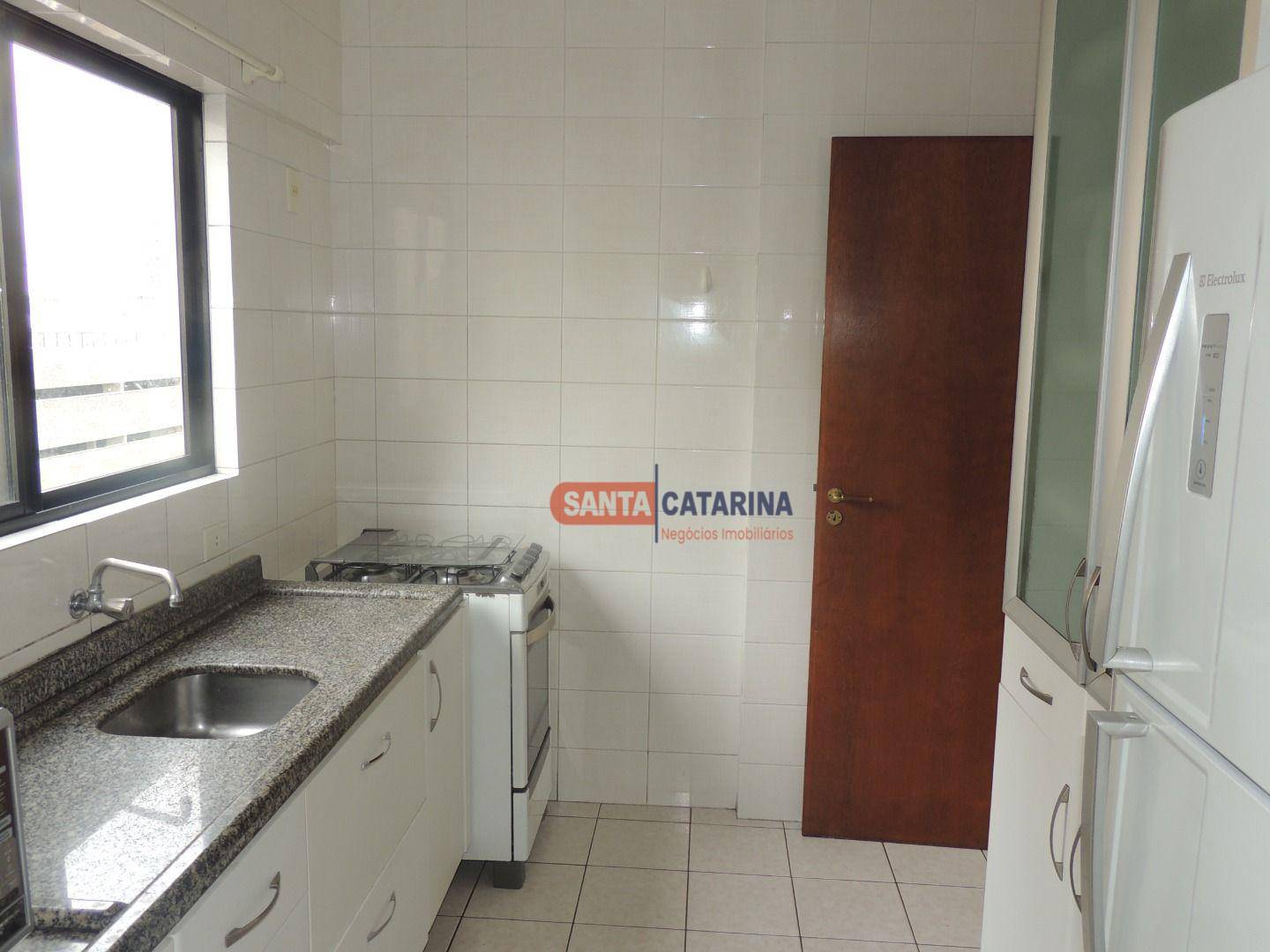 Apartamento à venda com 2 quartos, 89m² - Foto 12