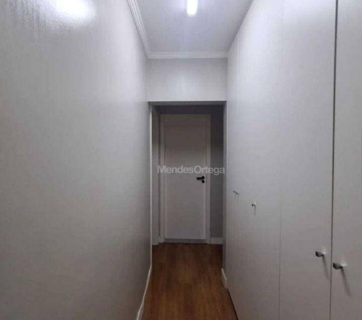 Apartamento à venda com 2 quartos, 80m² - Foto 3