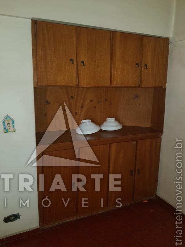 Sobrado à venda com 3 quartos, 220m² - Foto 2