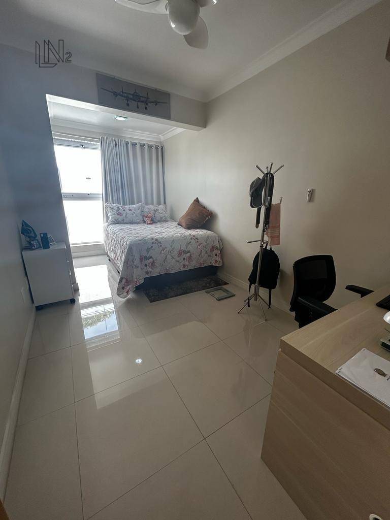 Apartamento à venda com 3 quartos, 108m² - Foto 13