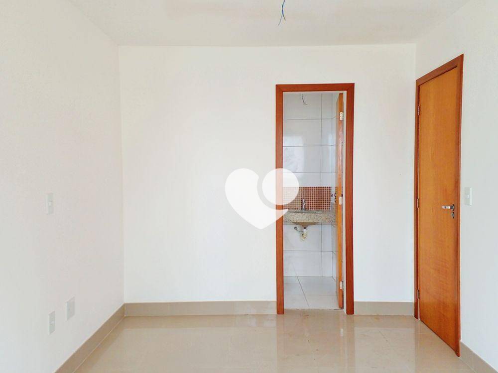 Apartamento à venda com 2 quartos, 77m² - Foto 6