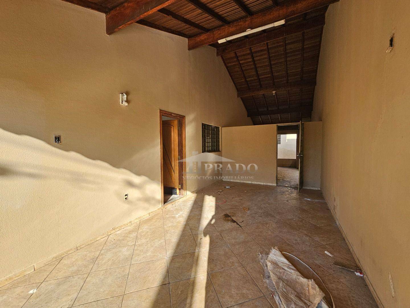 Casa para alugar com 4 quartos, 198m² - Foto 6