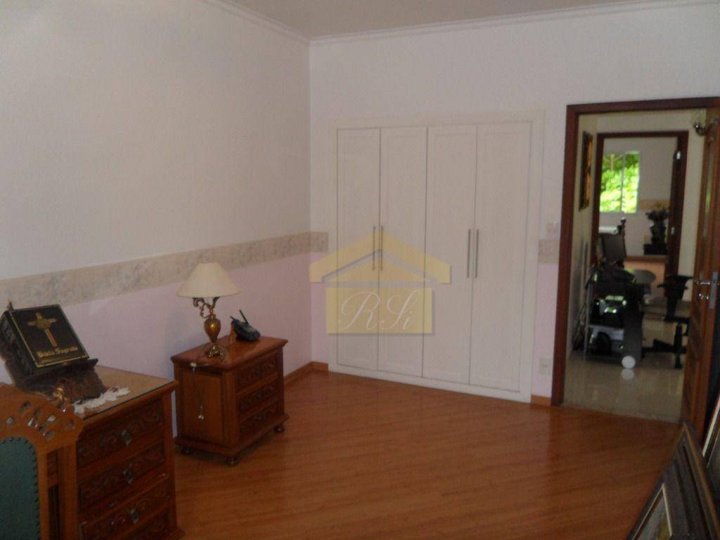 Casa à venda com 3 quartos, 197m² - Foto 22