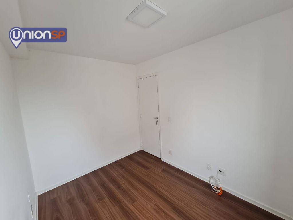 Apartamento à venda com 1 quarto, 33m² - Foto 4