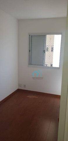 Apartamento à venda com 3 quartos, 74m² - Foto 3