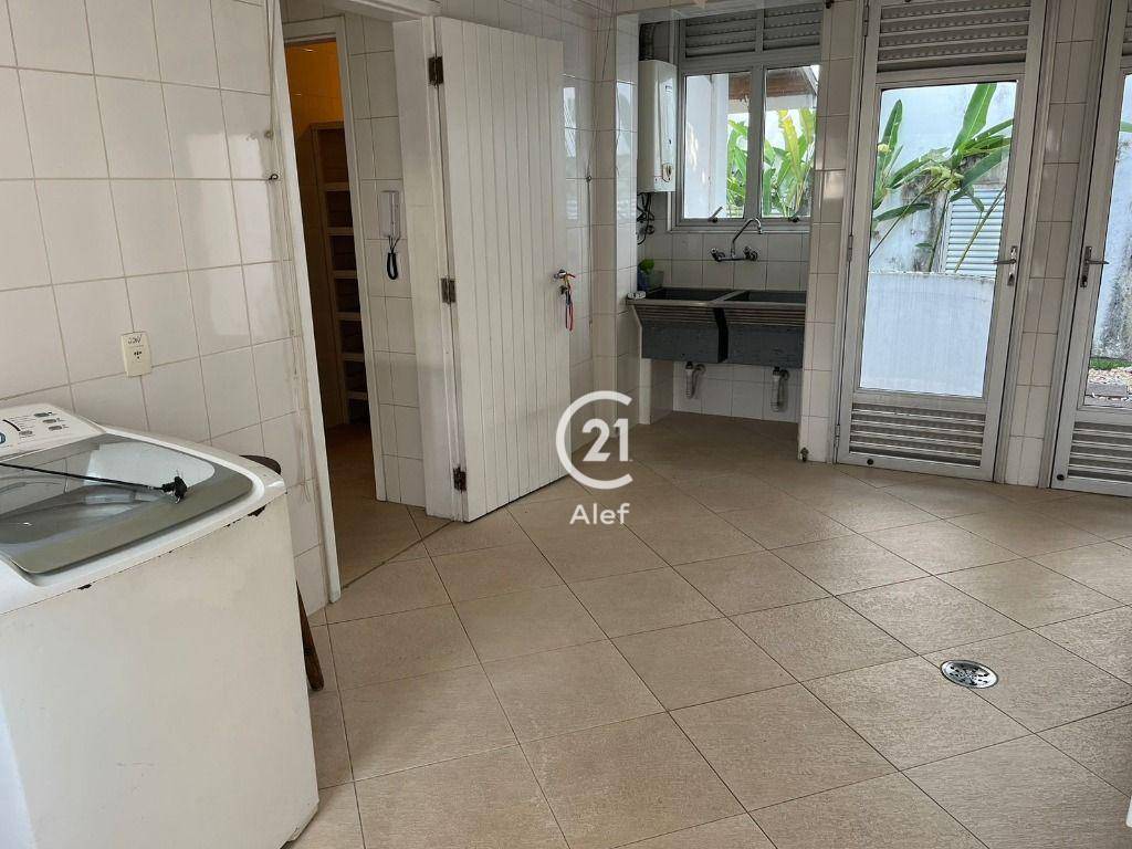 Casa à venda e aluguel com 3 quartos, 359m² - Foto 12