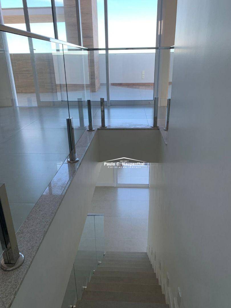 Apartamento à venda com 3 quartos, 137m² - Foto 36