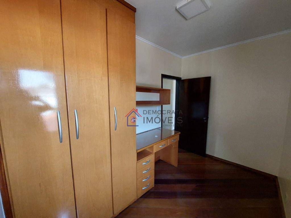 Sobrado à venda com 3 quartos, 202m² - Foto 12