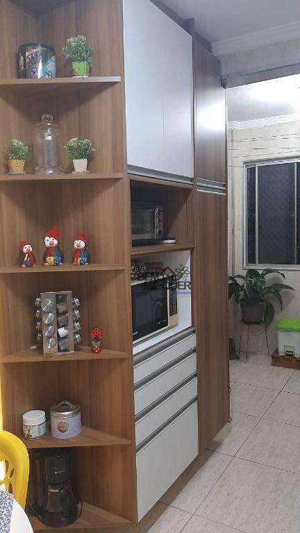 Apartamento à venda com 2 quartos, 79m² - Foto 30