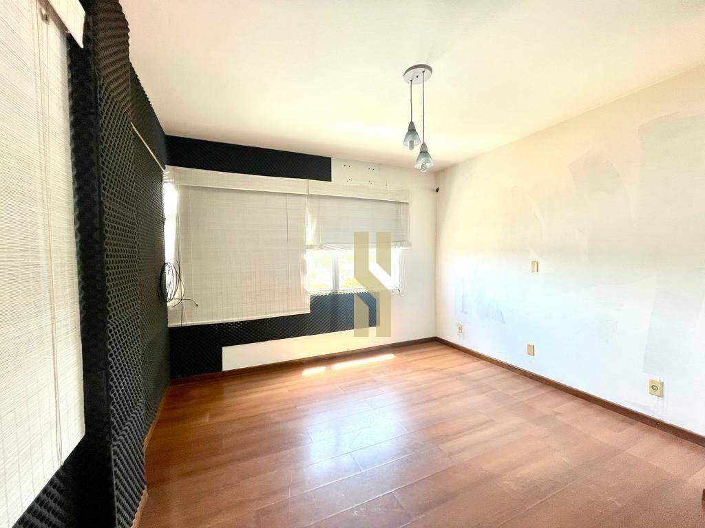 Apartamento à venda com 3 quartos, 110m² - Foto 13